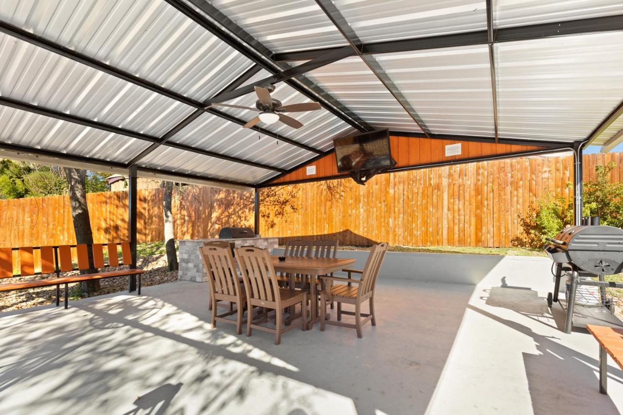 Cyc Eclectic Back House With Bbq Gazebo Villa Сан Антонио Екстериор снимка